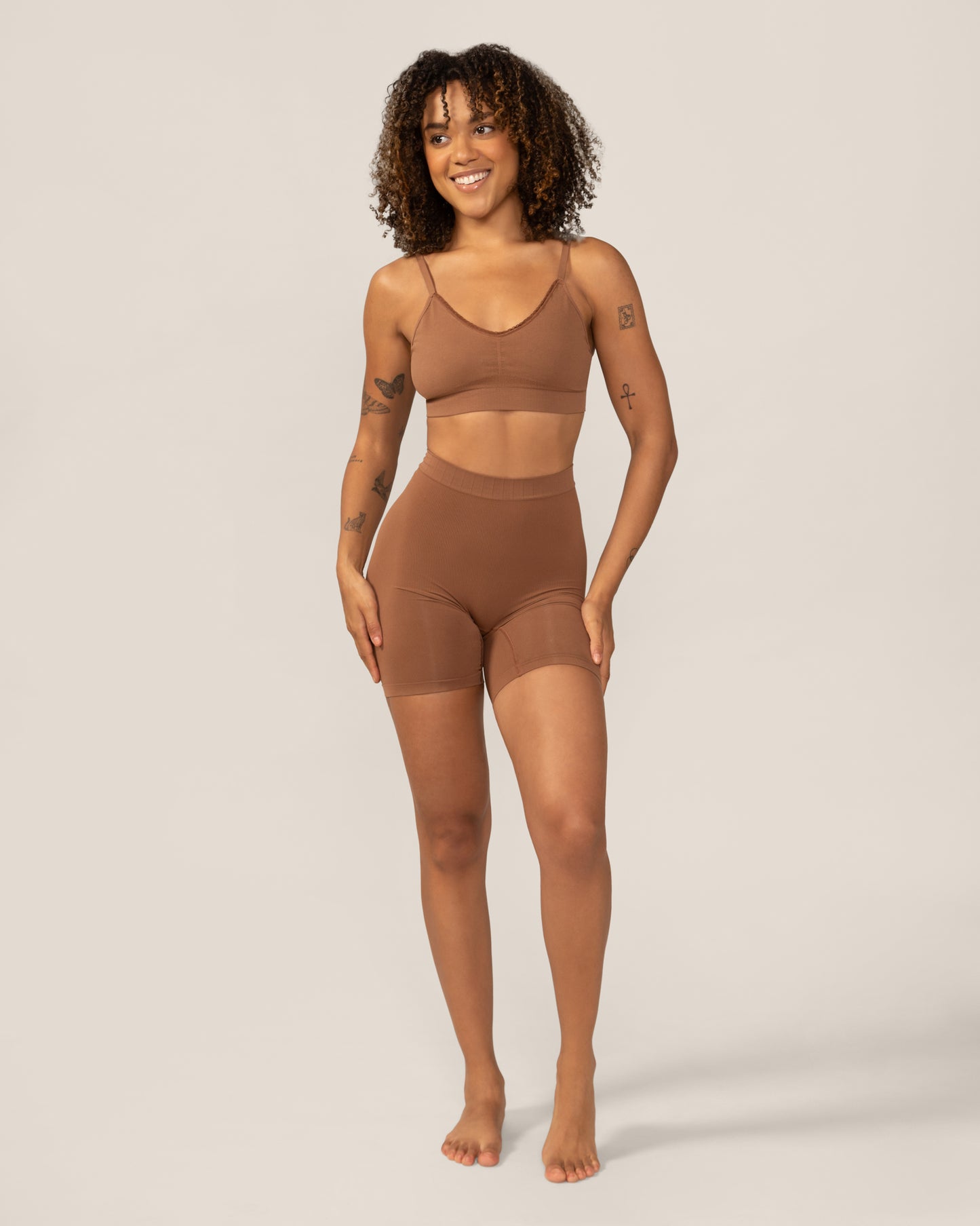 Short seconde peau sans coutures sculptant - Café