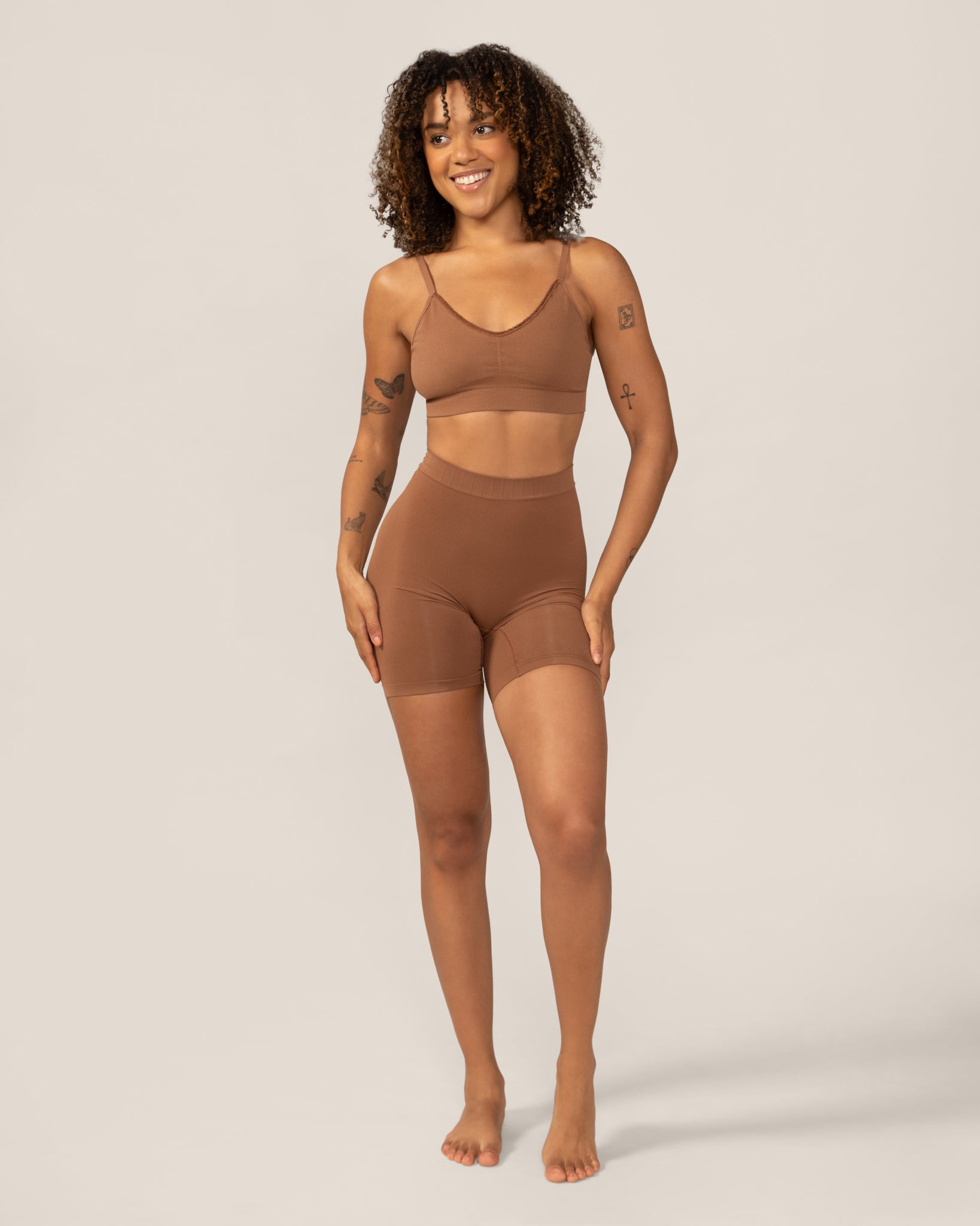 Short seconde peau sans coutures sculptant - Café